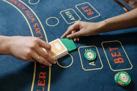 Tampilan aplikasi polo123 sportsbook dan kasino online di perangkat mobile